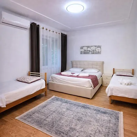 49 Center Отель Тирана